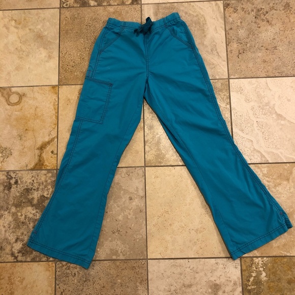 Wonder Flex Women’s Scrub Set ( Sky Blue/Teal ) - Picture 4 of 5